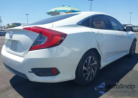 2018 Honda Civic Ex из США, поврежденный, VIN 2HGFC2F77JH515478